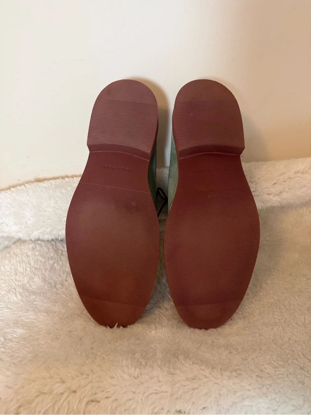 NWOB Rockport Two-Tone Suede Saddle Oxfords in Green and Beige